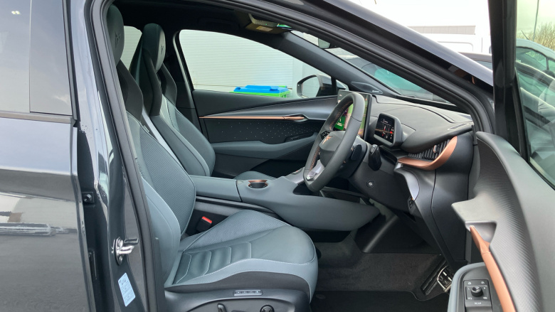 CUPRA Tavascan 250kW VZ2 77kWh AWD 5dr Auto Electric Estate